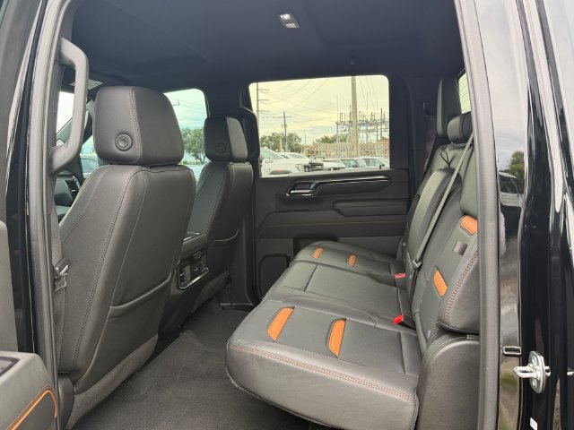 Used 2025 GMC Sierra 2500 AT4 w/ Technology Package AWD/4WD image 11