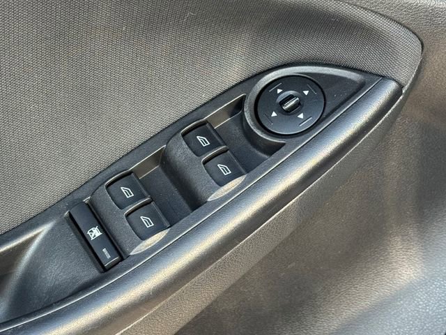 Used 2018 Ford Focus SE image 26