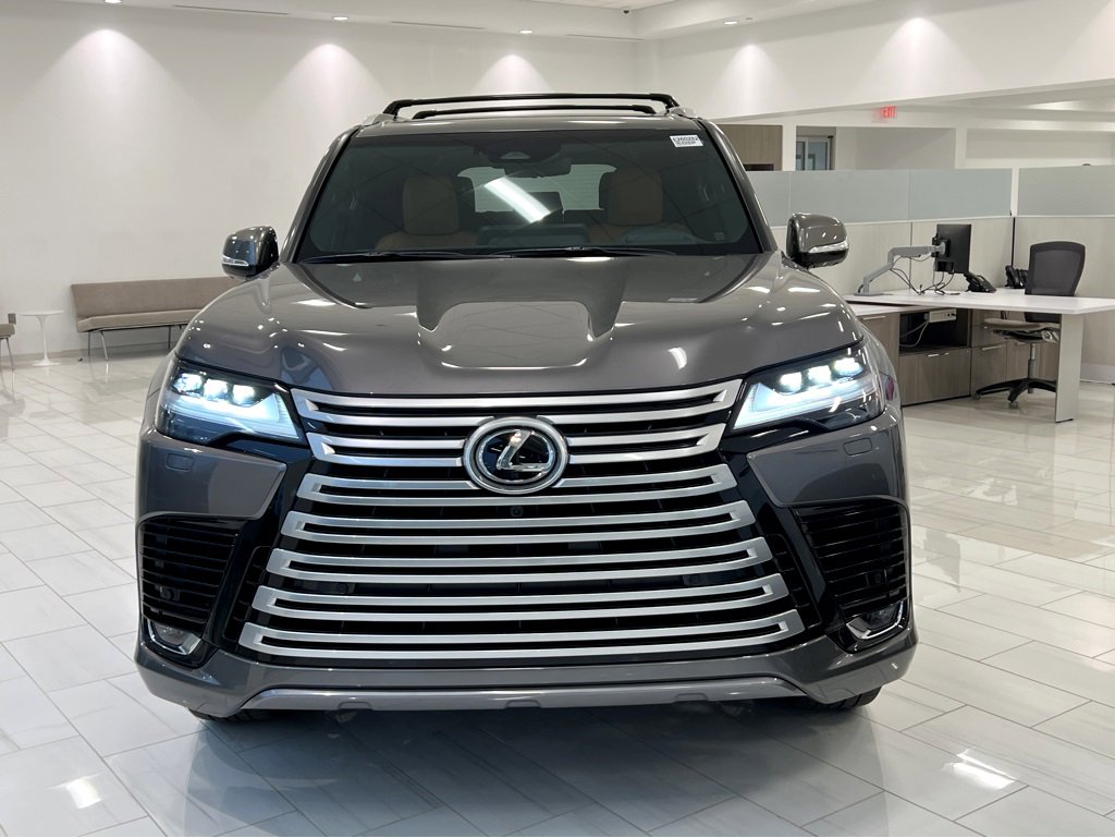 New 2026 Lexus LX 600 4WD w/ Accessory Package (2T) image 2