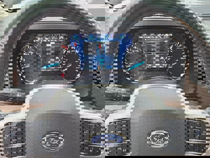 Used 2023 Ford Expedition Limited image 31