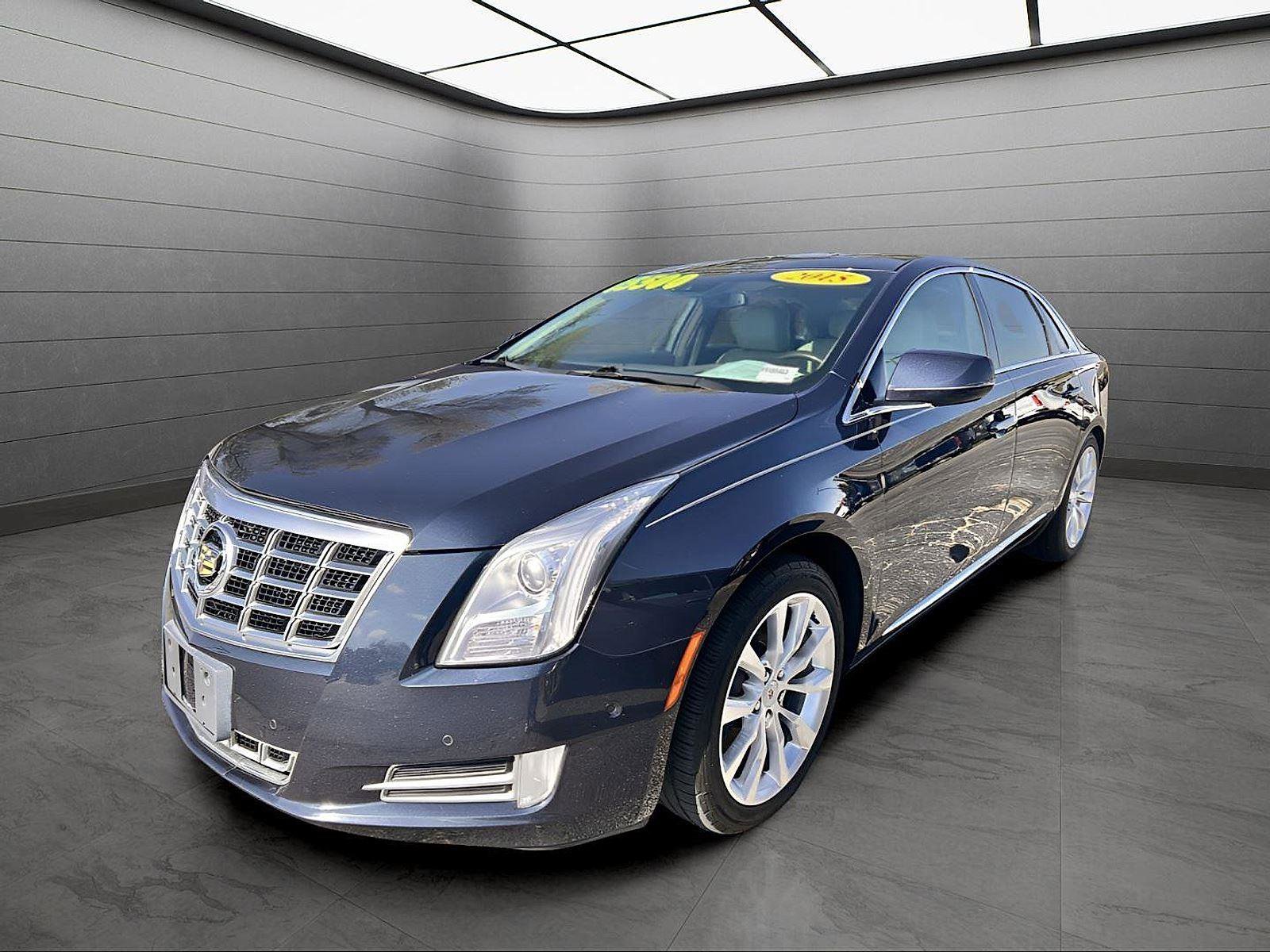 Used 2015 Cadillac XTS Luxury w/ Driver Awareness Package image 1