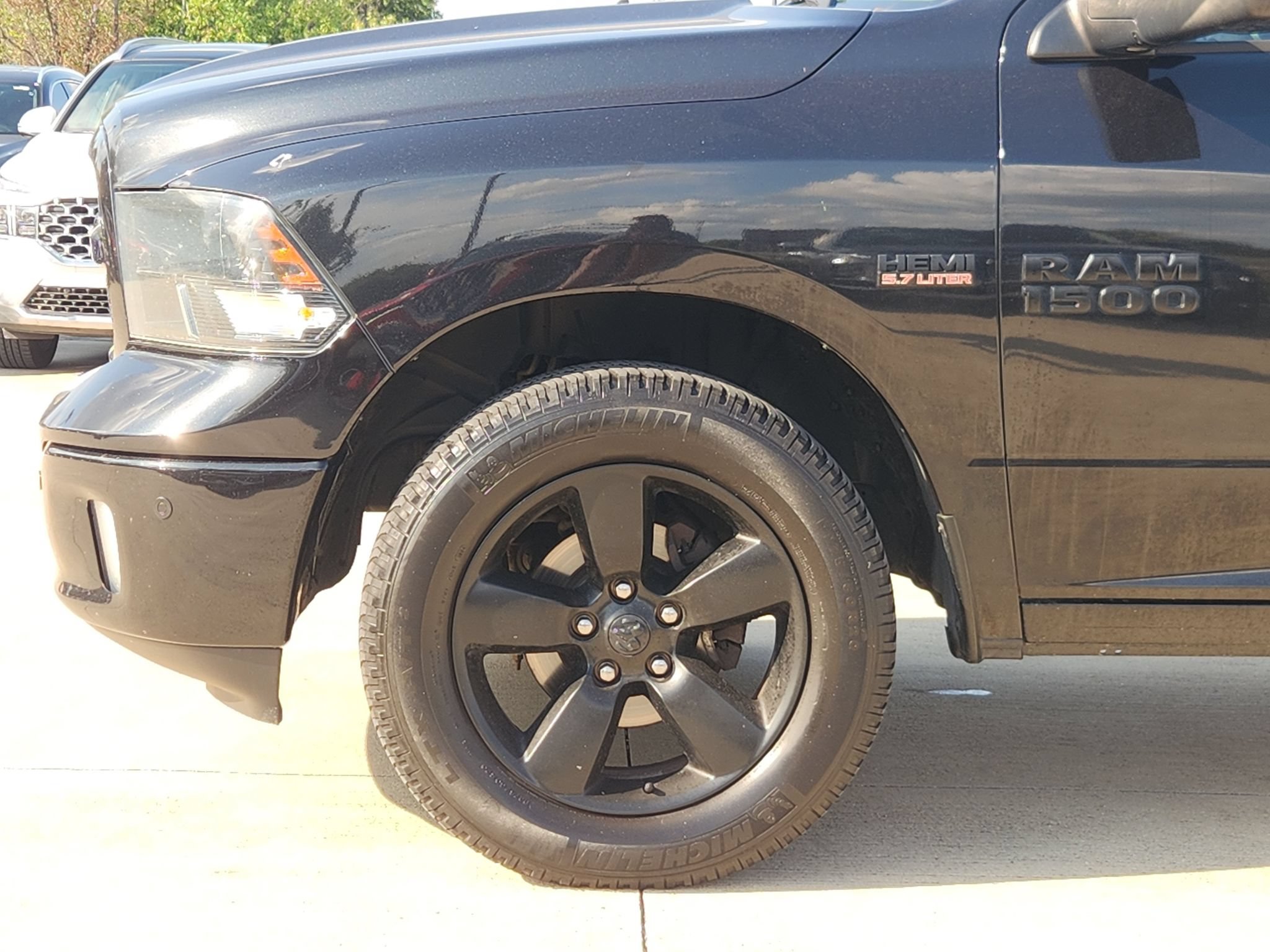 Used 2018 RAM 1500 Big Horn AWD/4WD image 9
