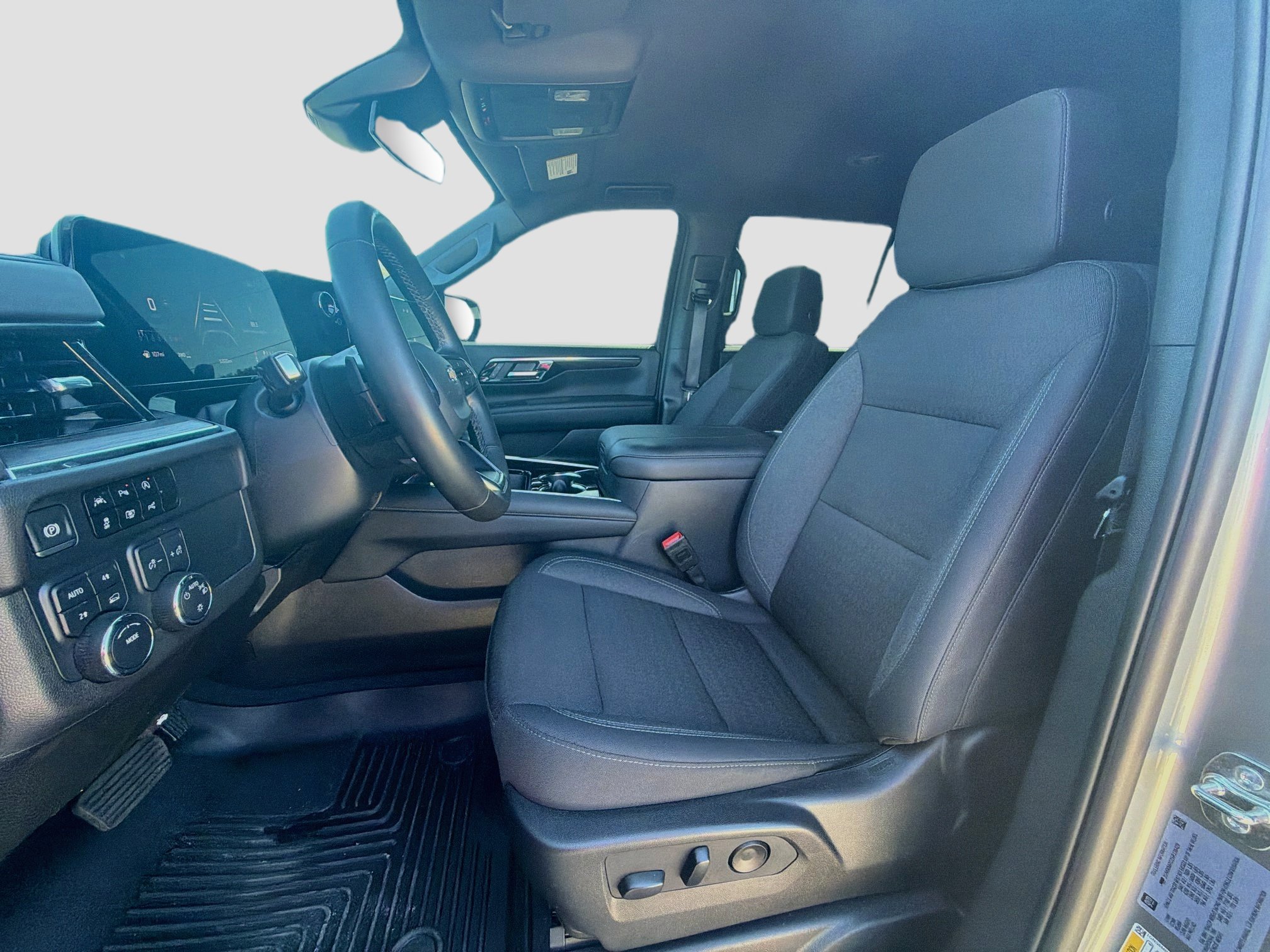 Used 2025 Chevrolet Tahoe LS AWD/4WD image 22