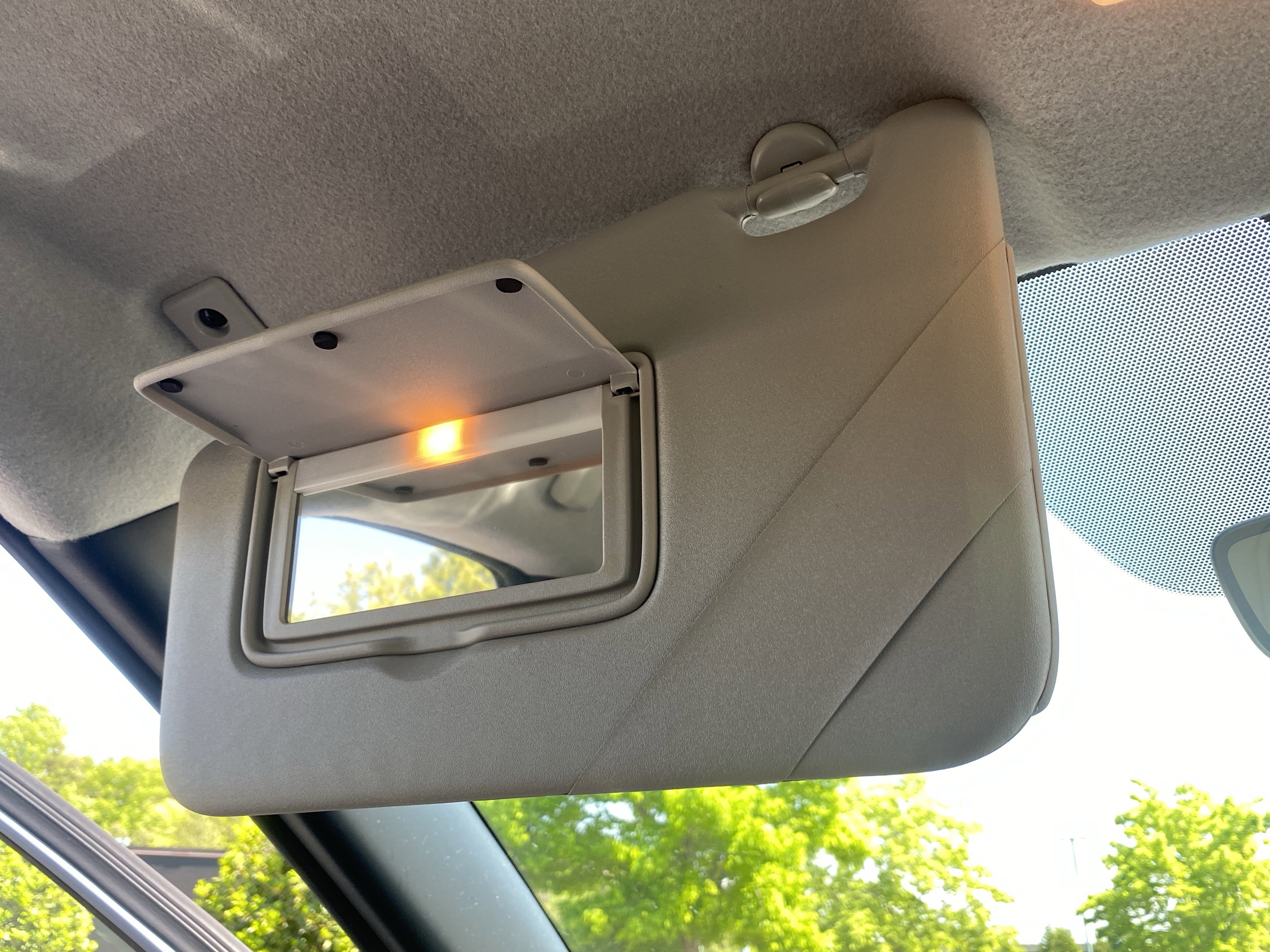 Used 2022 Nissan Kicks SR w/ Interior Electronics Package image 27