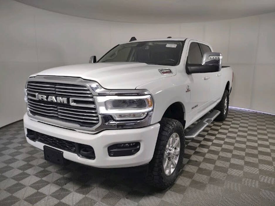 Used 2023 RAM 2500 Laramie AWD/4WD image 5