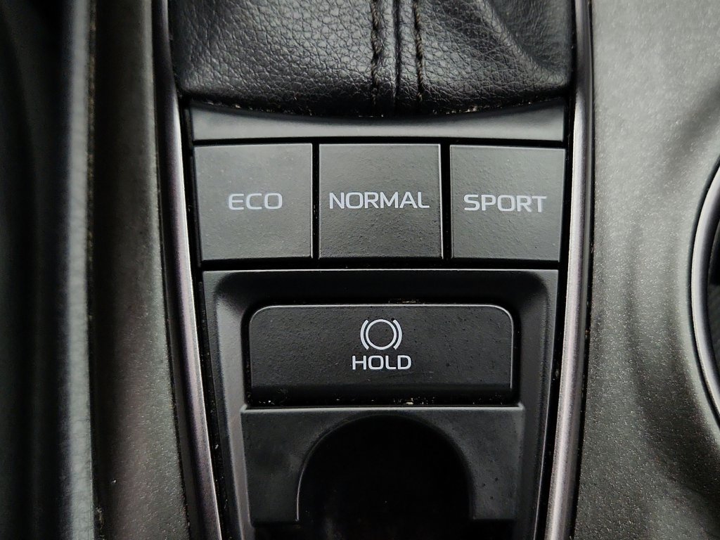Used 2021 Toyota Camry XSE FWD image 21