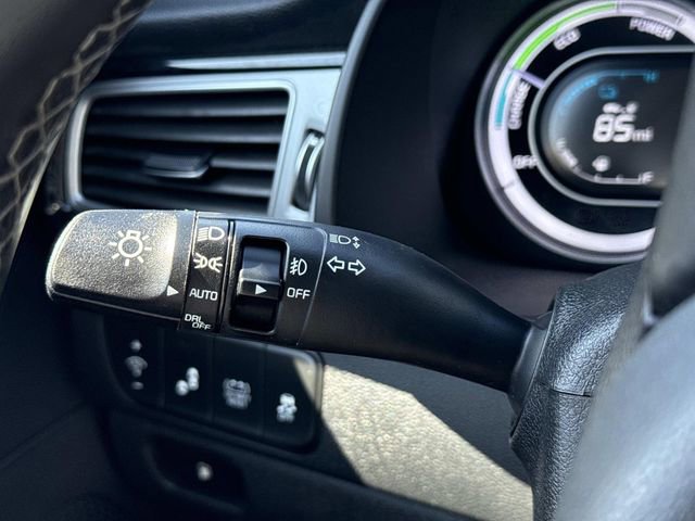 Used 2018 Kia Niro EX w/ EX Touring Graphite Edition image 26