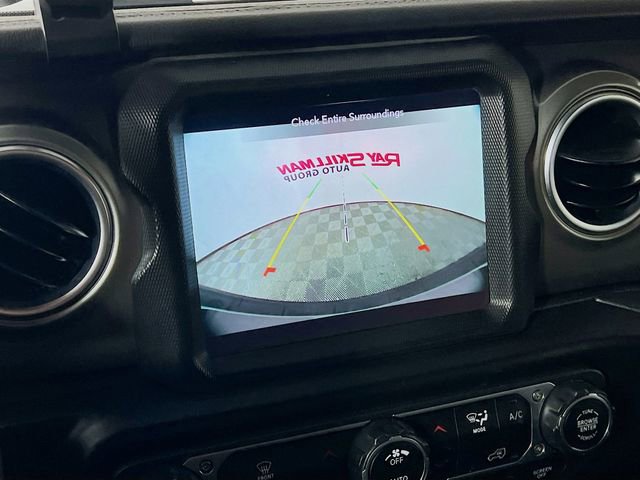 Used 2023 Jeep Wrangler Sahara image 19