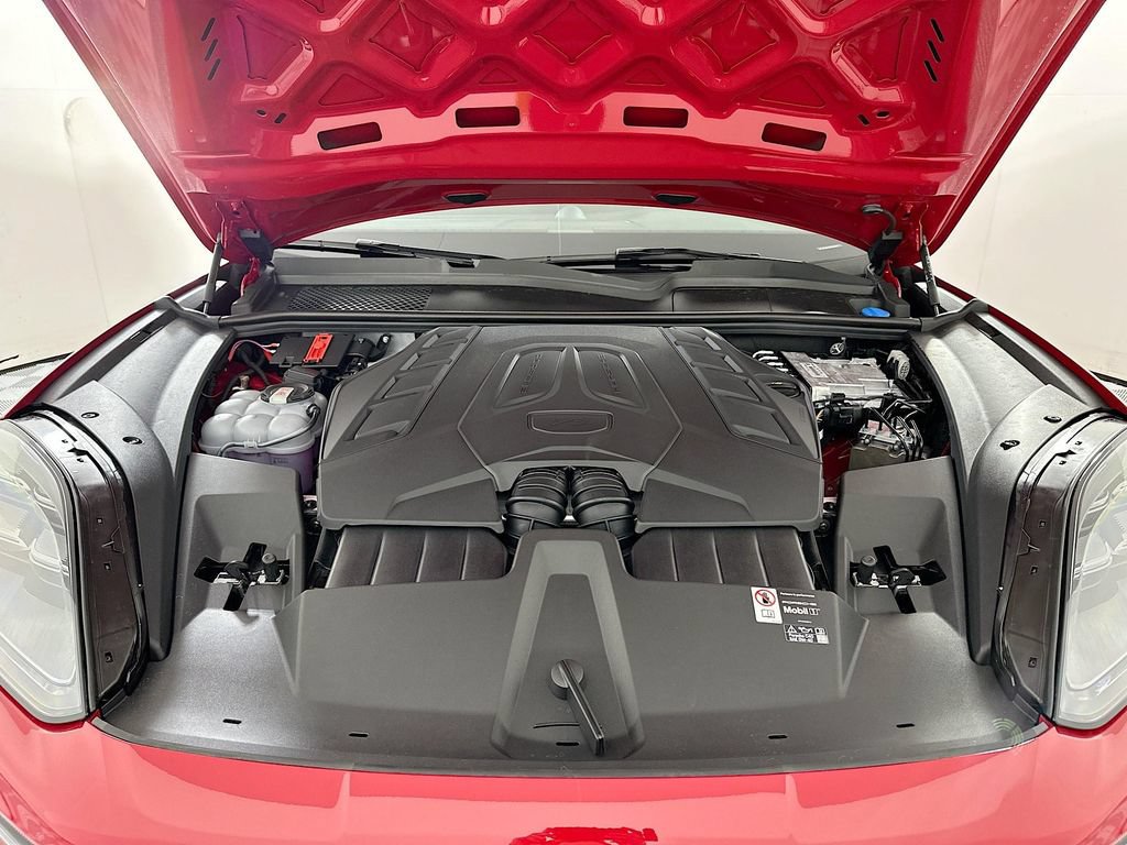 New 2026 Porsche Cayenne S AWD/4WD image 31