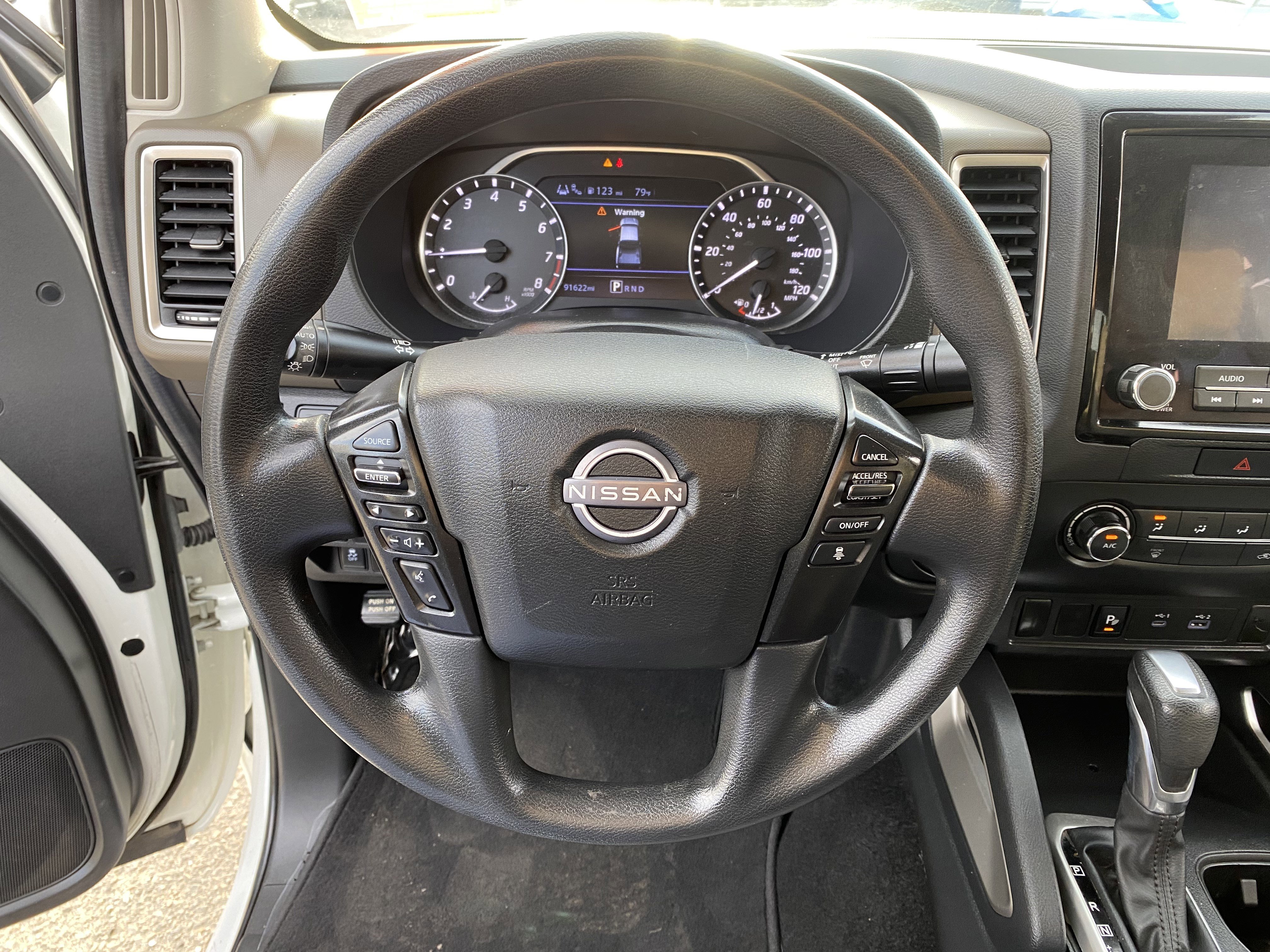Used 2022 Nissan Frontier SV w/ Technology Package image 12