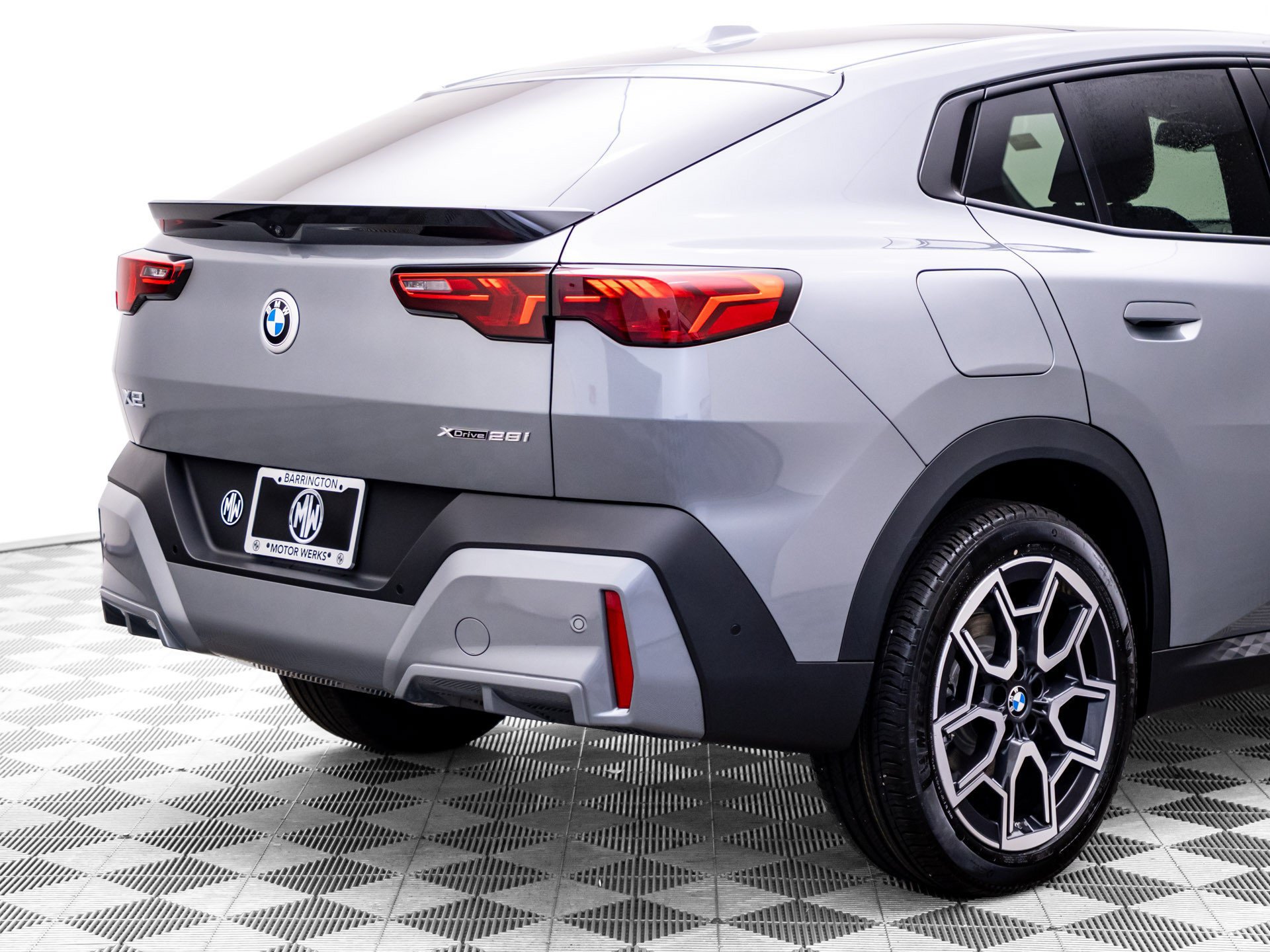 New 2027 BMW X2 xDrive28i w/ Technology Package AWD/4WD image 36