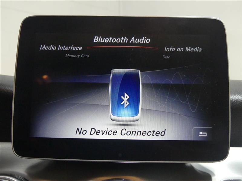 Used 2019 Mercedes-Benz GLA 250 4MATIC image 42