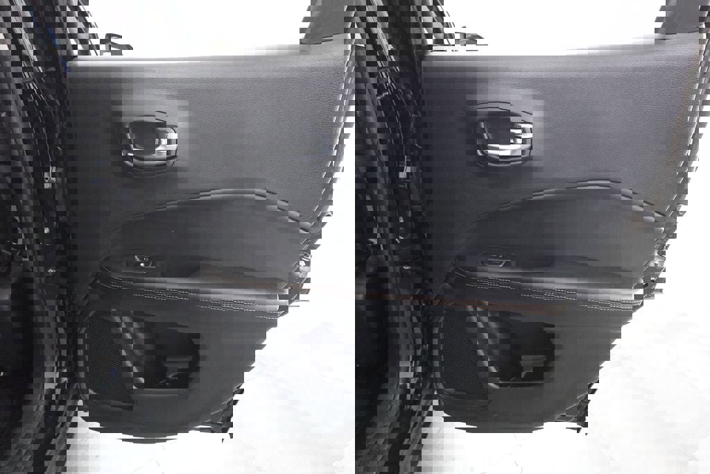 Used 2020 Jeep Compass Limited image 14