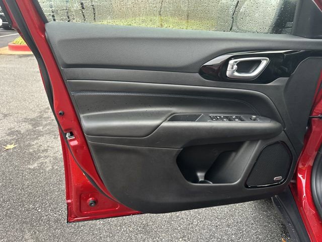 New 2026 Jeep Compass Limited w/ Sun, Sound & Navigation Group image 10