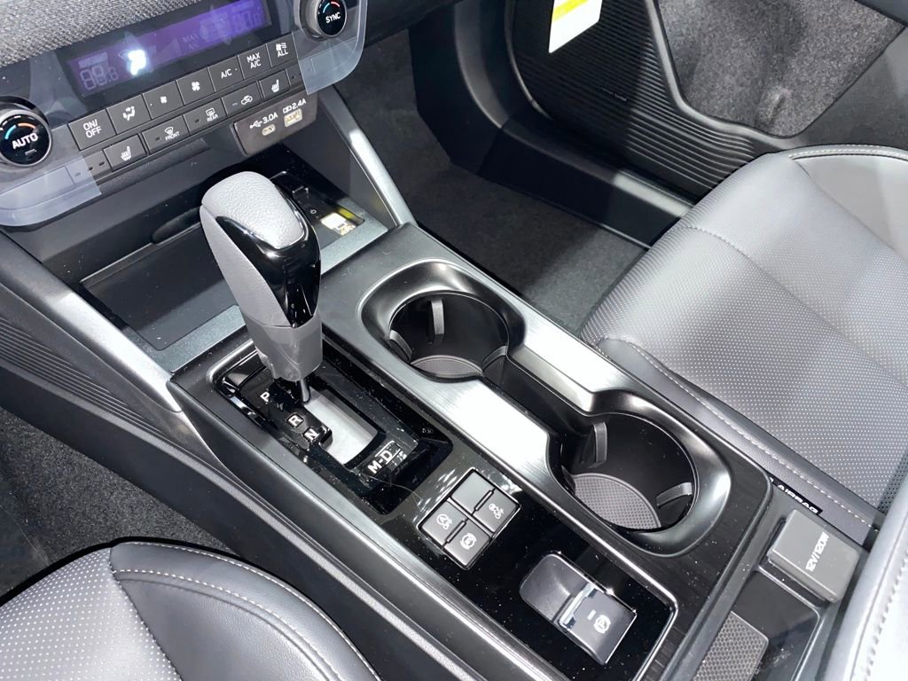 New 2026 Subaru Outback Limited image 18