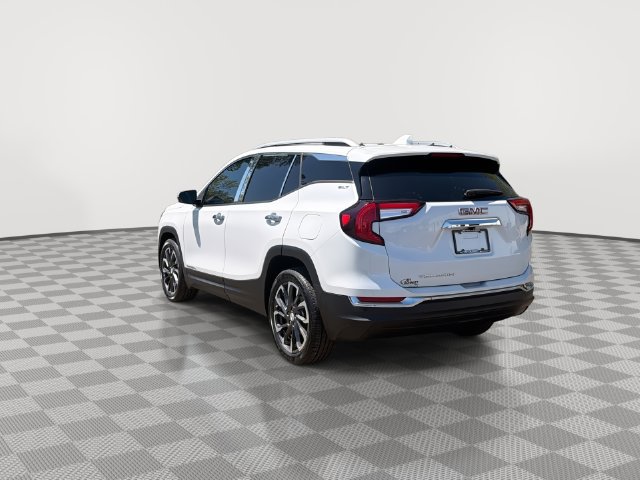 Certified 2022 GMC Terrain SLT w/ Infotainment Package II FWD image 9