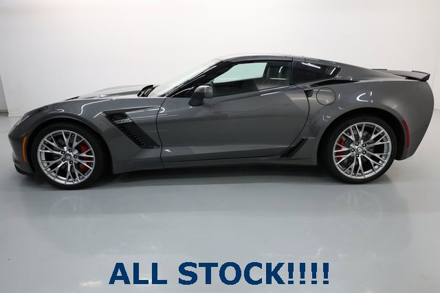 Used 2016 Chevrolet Corvette Z06 w/ 3LZ Preferred Equipment Group image 11