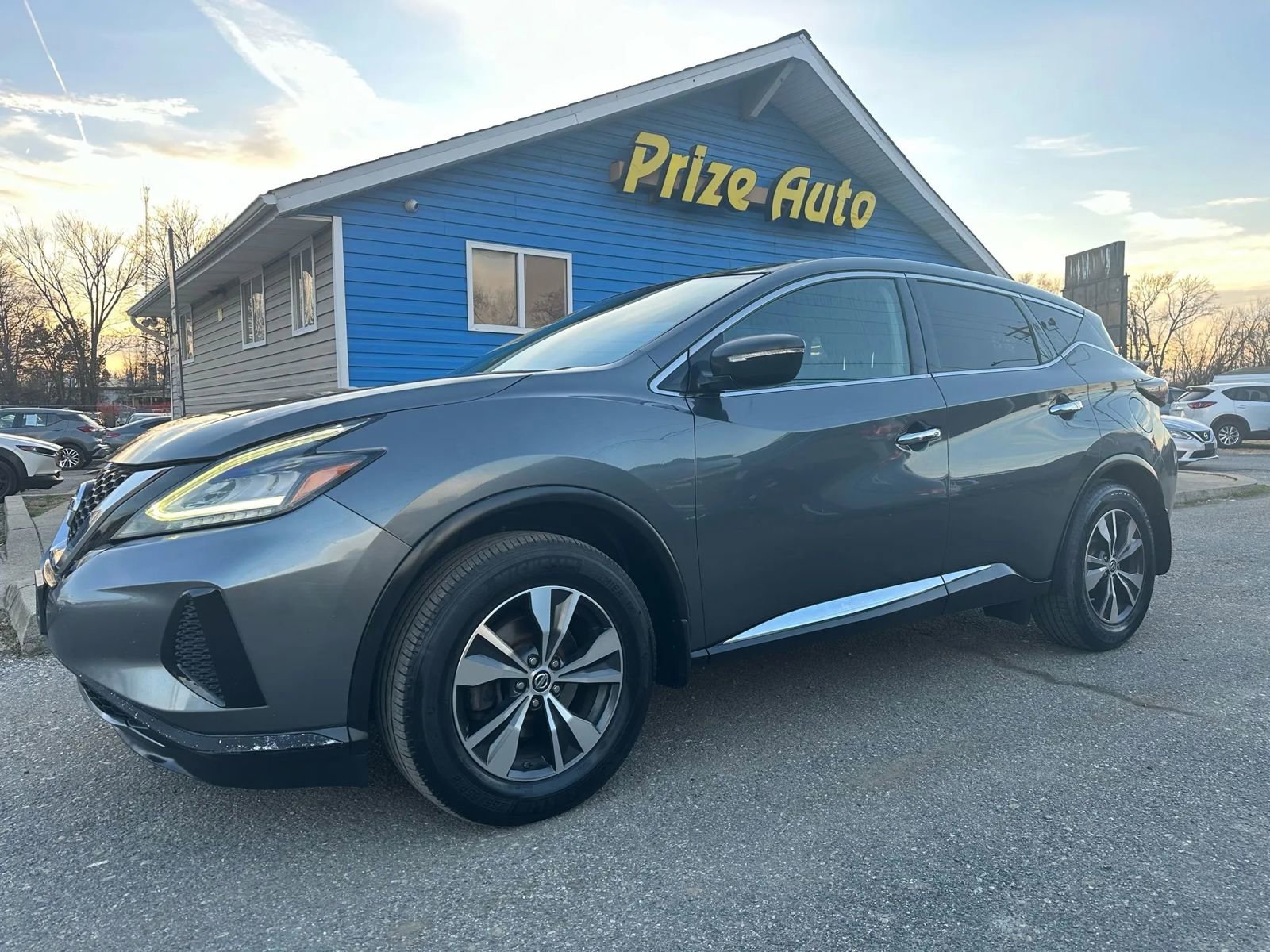 Used 2019 Nissan Murano S image 2