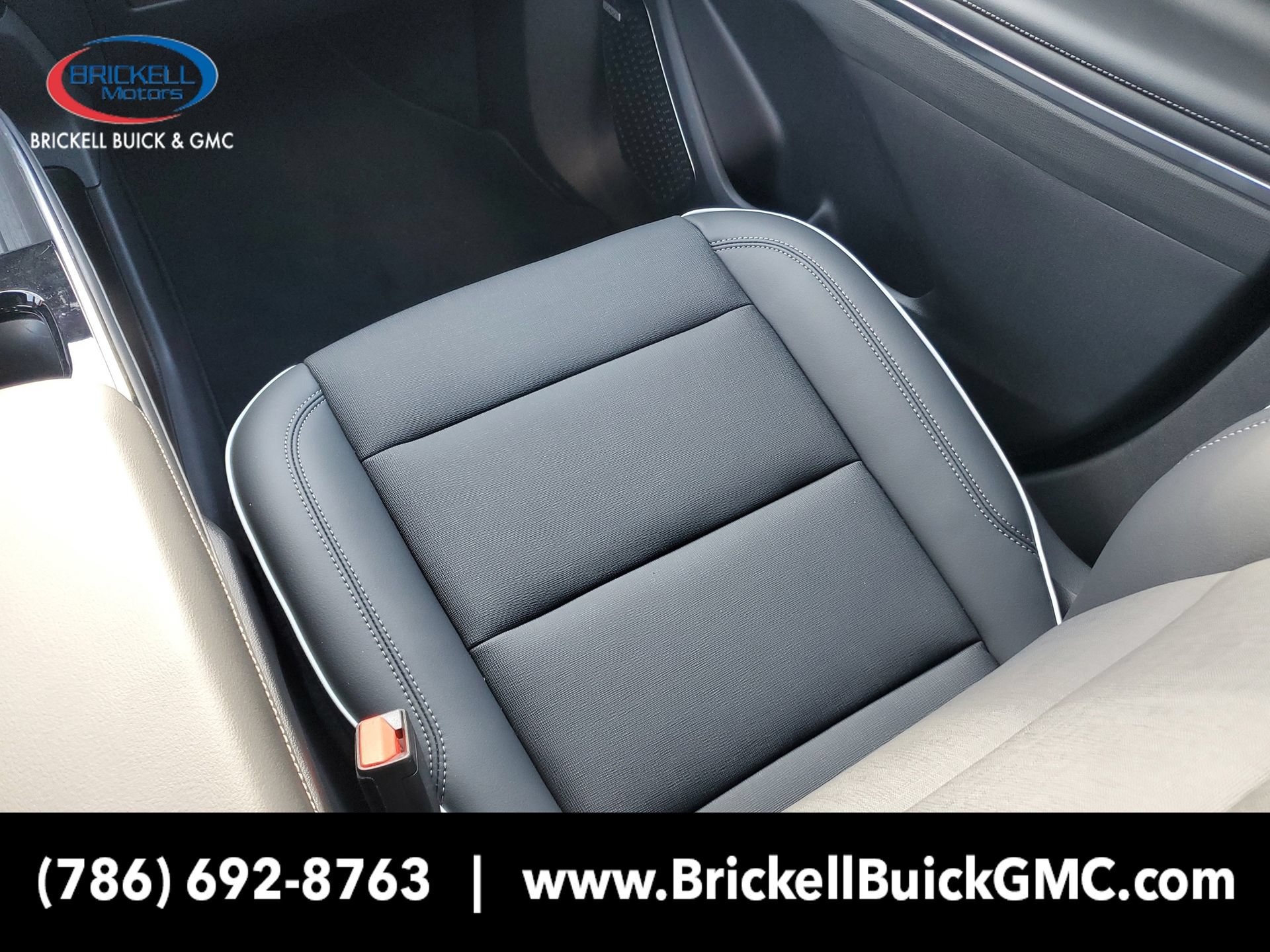 New 2025 Buick Enclave Preferred w/ Super Cruise Package FWD image 17