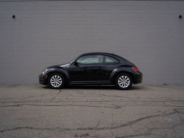 Used 2016 Volkswagen Beetle 1.8T FWD video 2