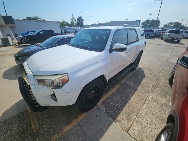 Used 2014 Toyota 4Runner SR5 RWD image 2