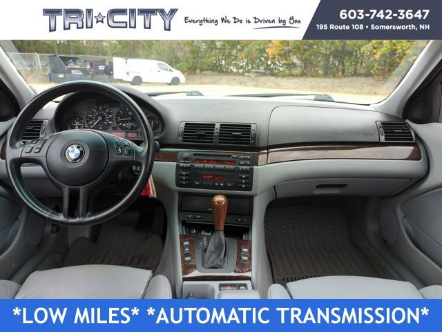 Used 2001 BMW 325i Sedan image 15