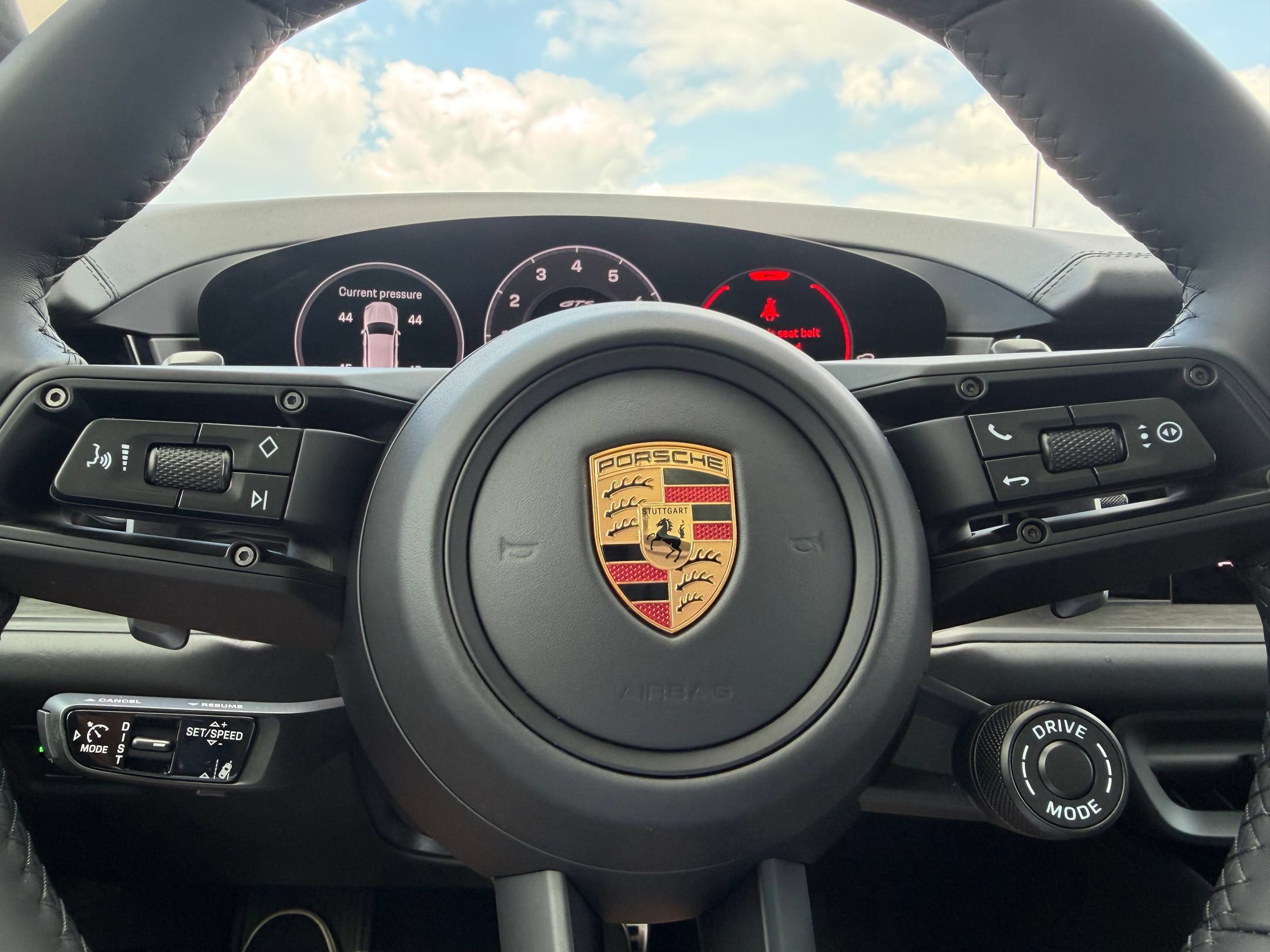 Certified 2026 Porsche Cayenne GTS AWD/4WD image 11