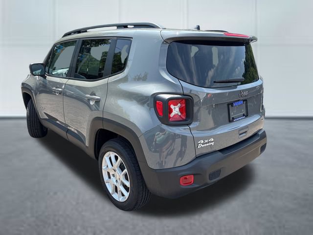Used 2021 Jeep Renegade Latitude w/ Convenience Group AWD/4WD image 2