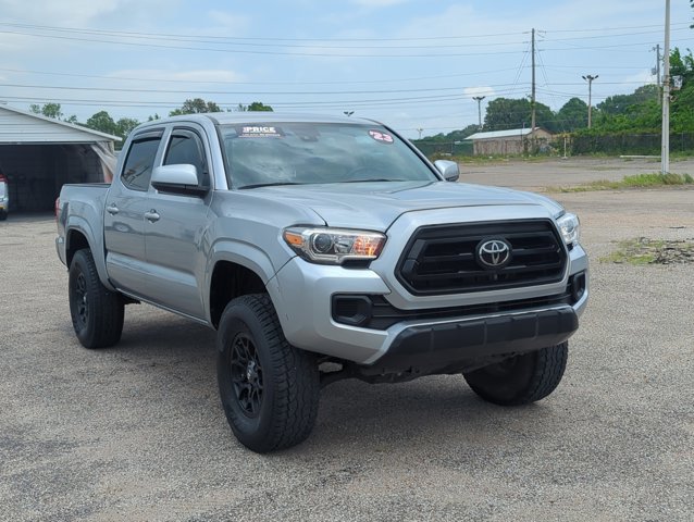 Used 2023 Toyota Tacoma SR AWD/4WD image 3