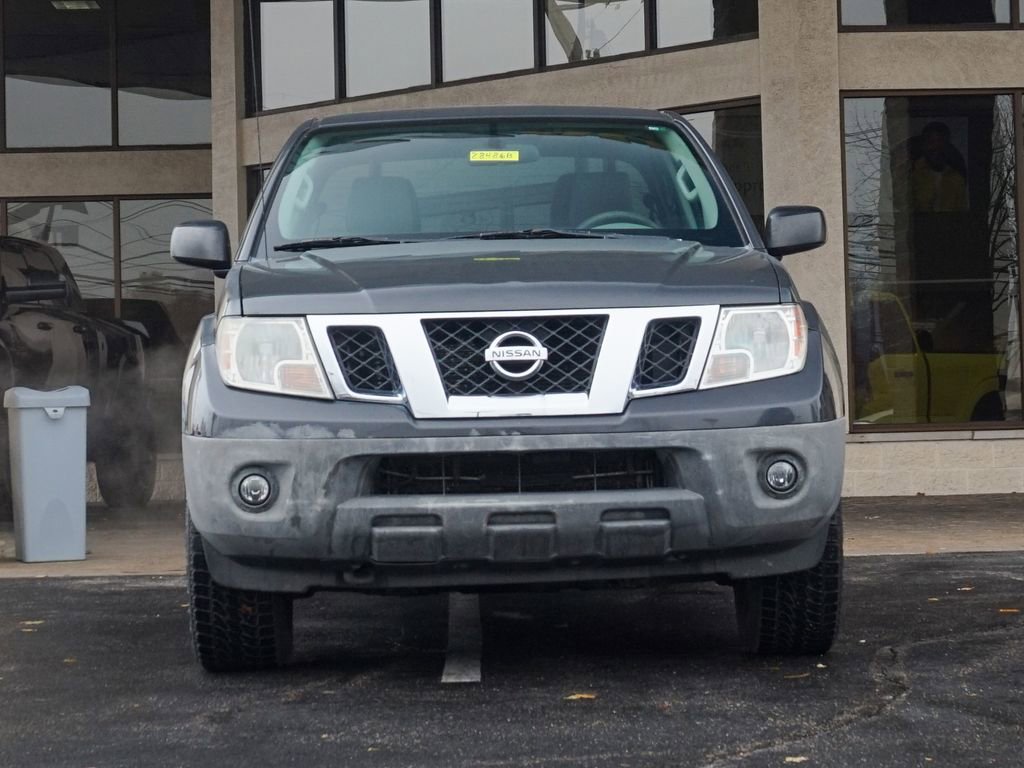 Used 2012 Nissan Frontier SV image 11