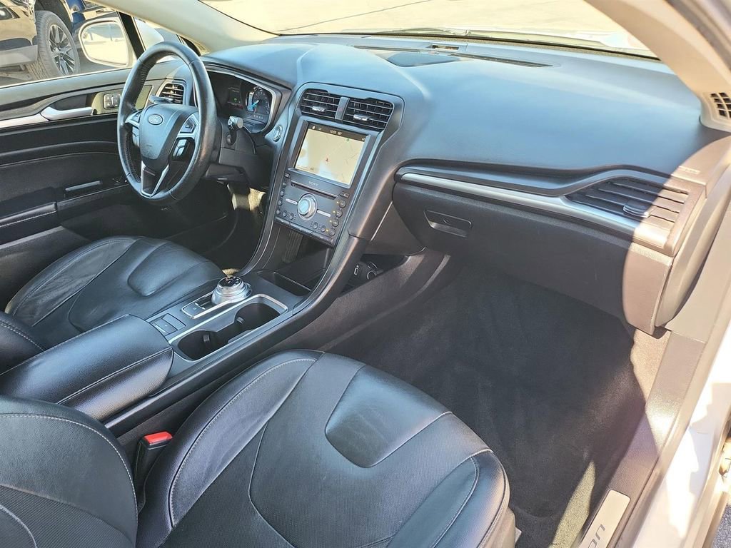 Used 2019 Ford Fusion Energi Titanium image 20