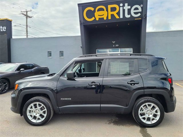 Used 2023 Jeep Renegade Latitude w/ Premium Group image 10