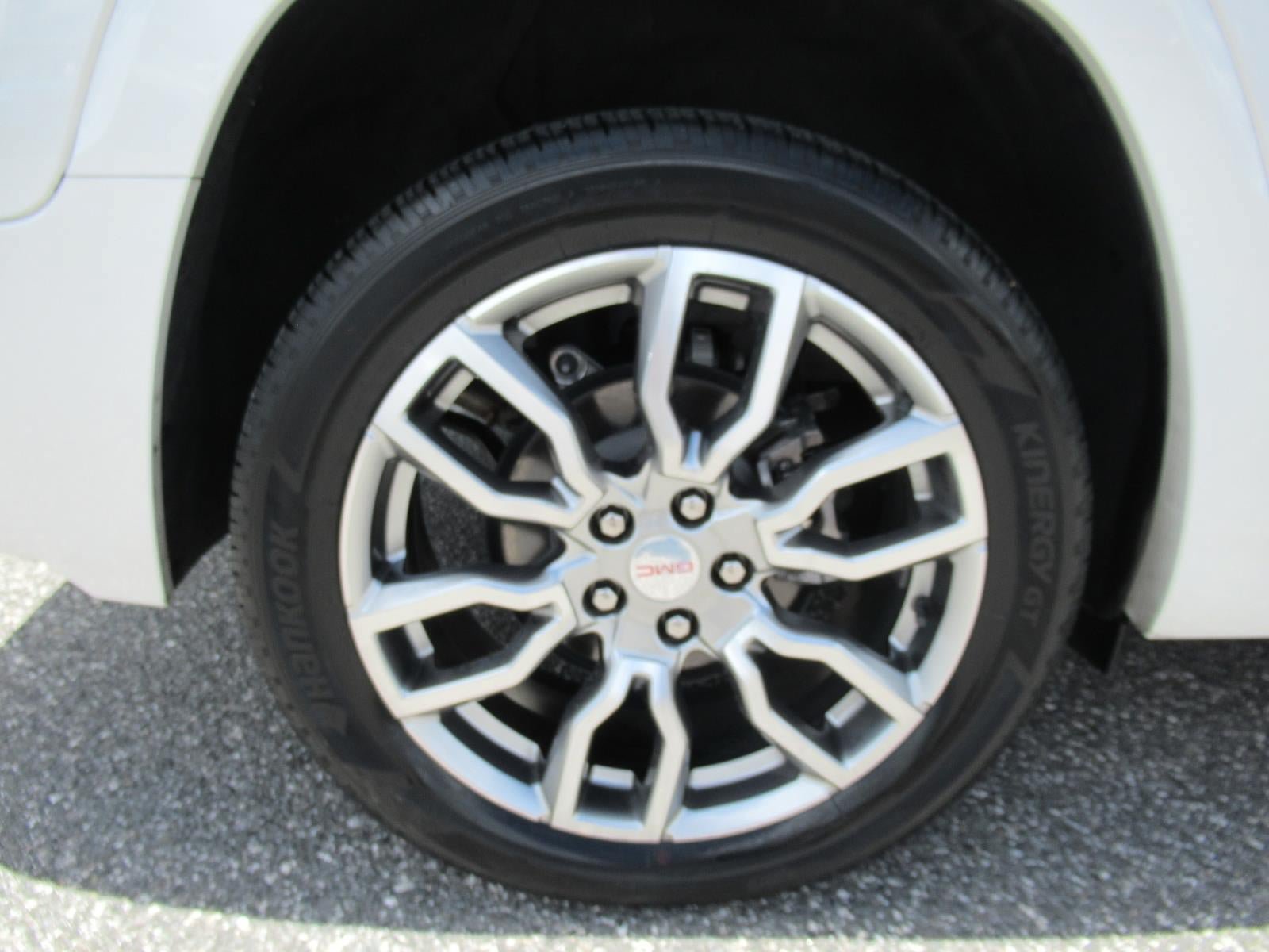 Used 2023 GMC Terrain Denali AWD/4WD image 8
