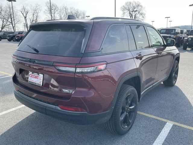 New 2026 Jeep Grand Cherokee Limited w/ Limited Altitude Package image 8