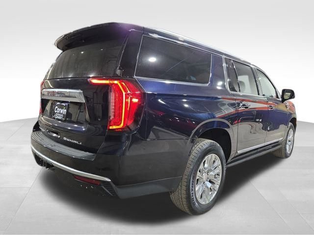 Used 2024 GMC Yukon XL Denali w/ Advanced Technology Package image 13