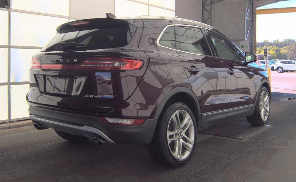 Used 2017 Lincoln MKC Reserve w/ Lincoln MKC Climate Package AWD/4WD image 8
