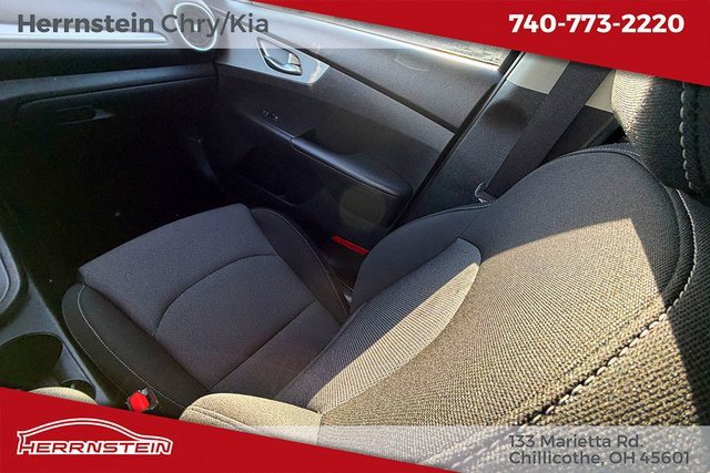 Used 2024 Kia Forte LXS image 11
