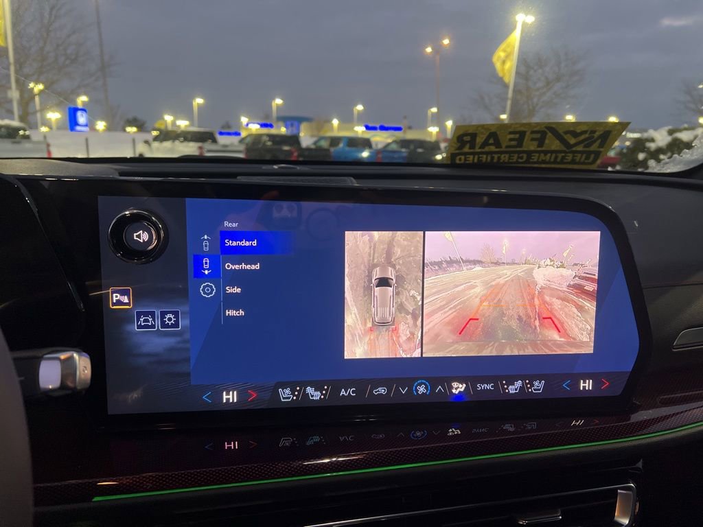 New 2026 Chevrolet Traverse RS image 19