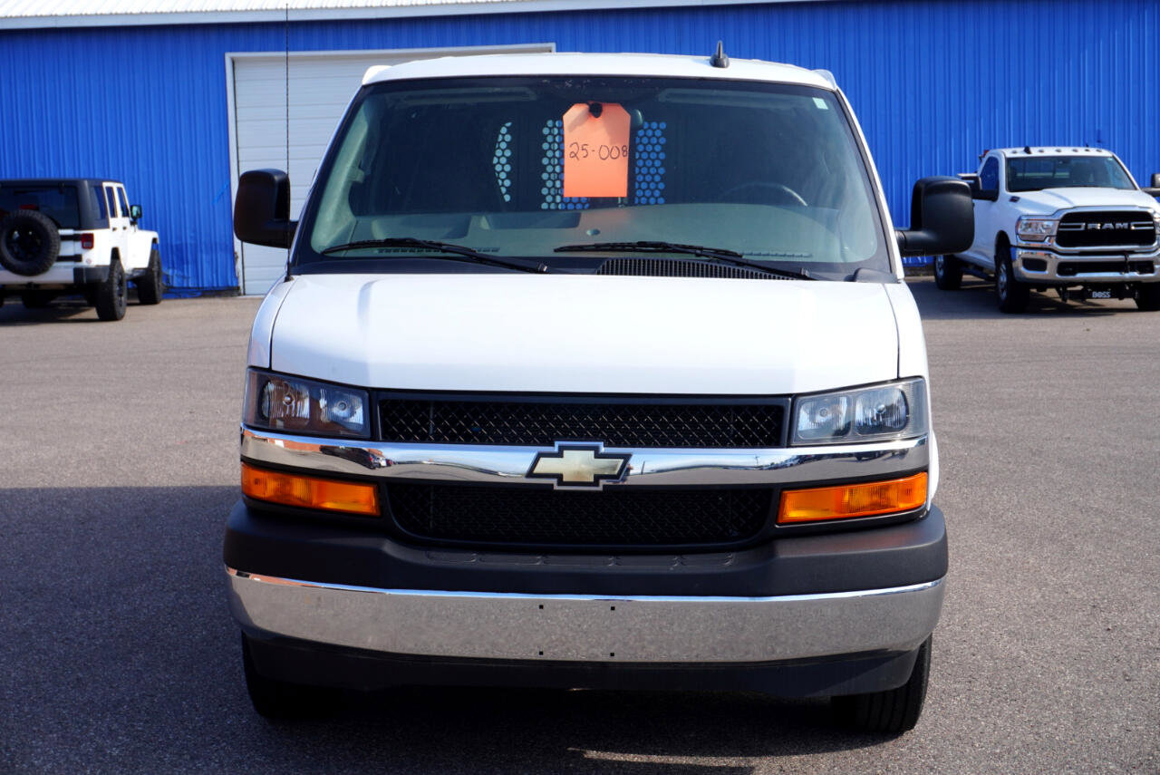 Used 2022 Chevrolet Express 2500 w/ Driver Convenience Package image 8