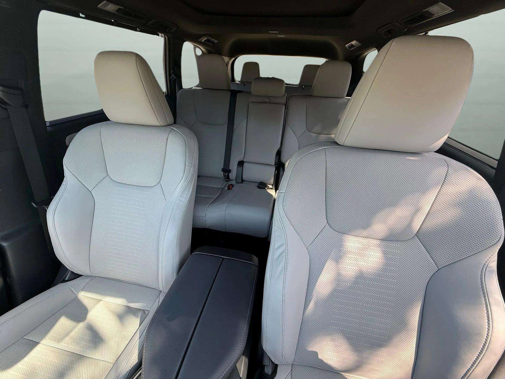 Used 2025 Lexus TX 350 350 Premium w/ Technology Package image 38