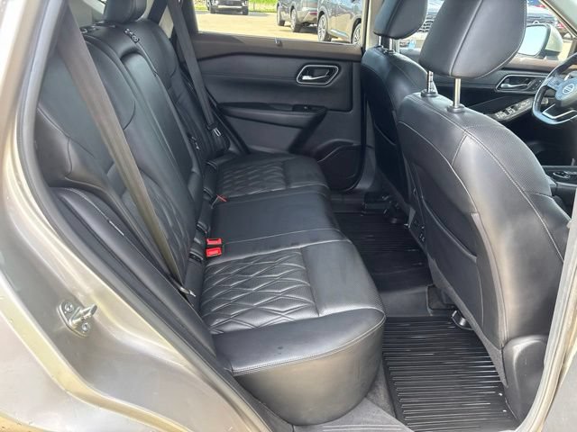 Used 2021 Nissan Rogue Platinum AWD/4WD image 24