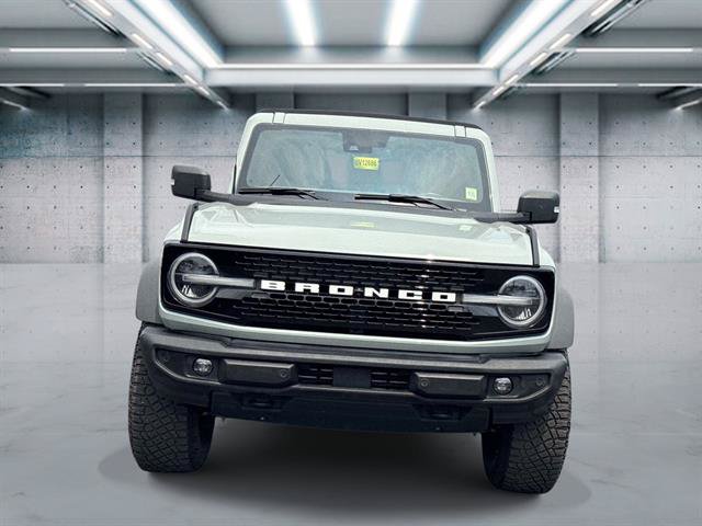 Certified 2022 Ford Bronco Wildtrak AWD/4WD image 2