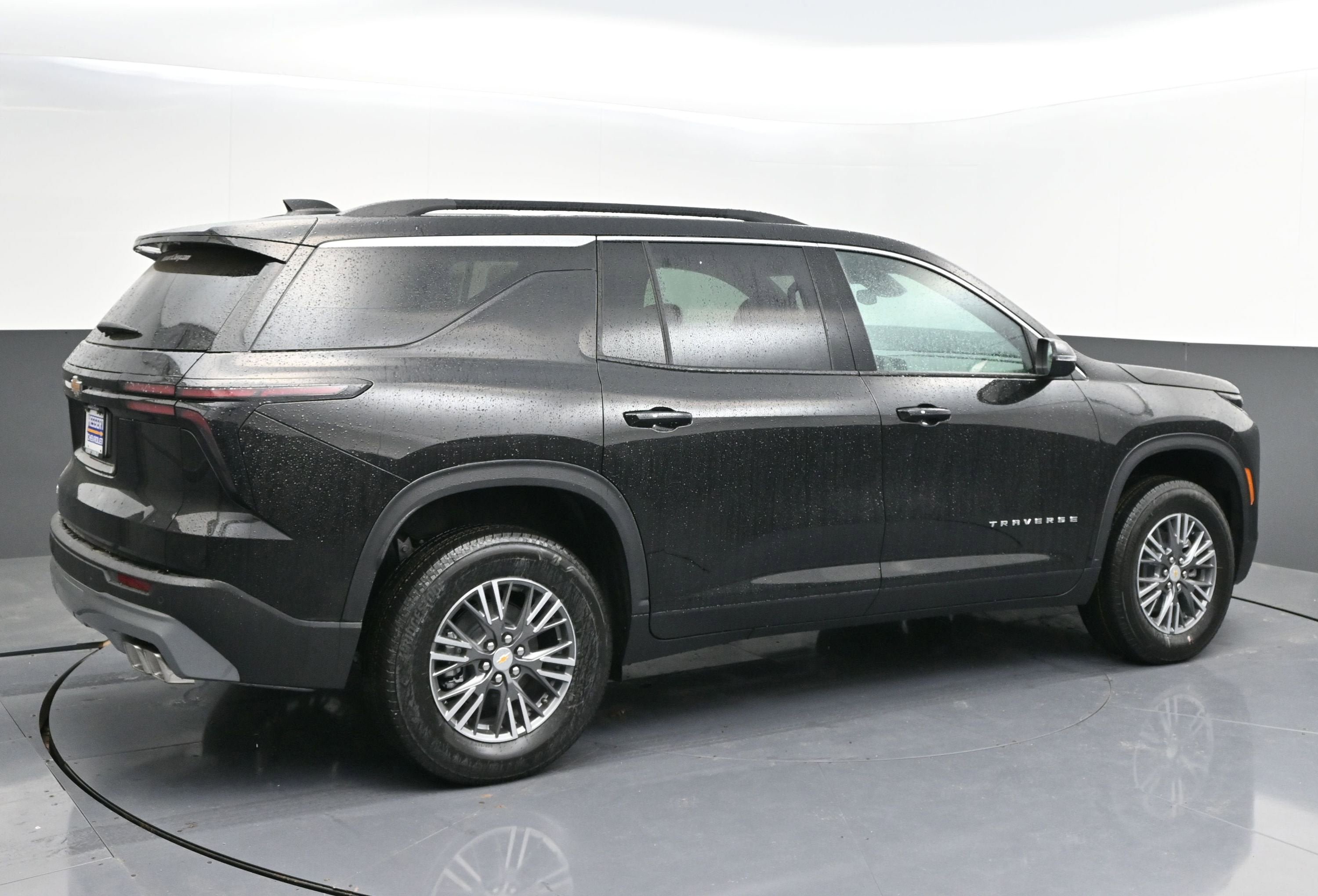 New 2026 Chevrolet Traverse LT FWD image 7