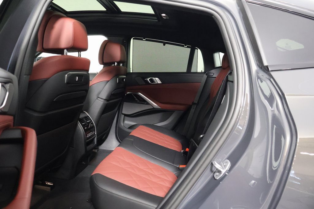 New 2027 BMW X6 xDrive40i w/ Executive Package AWD/4WD image 6