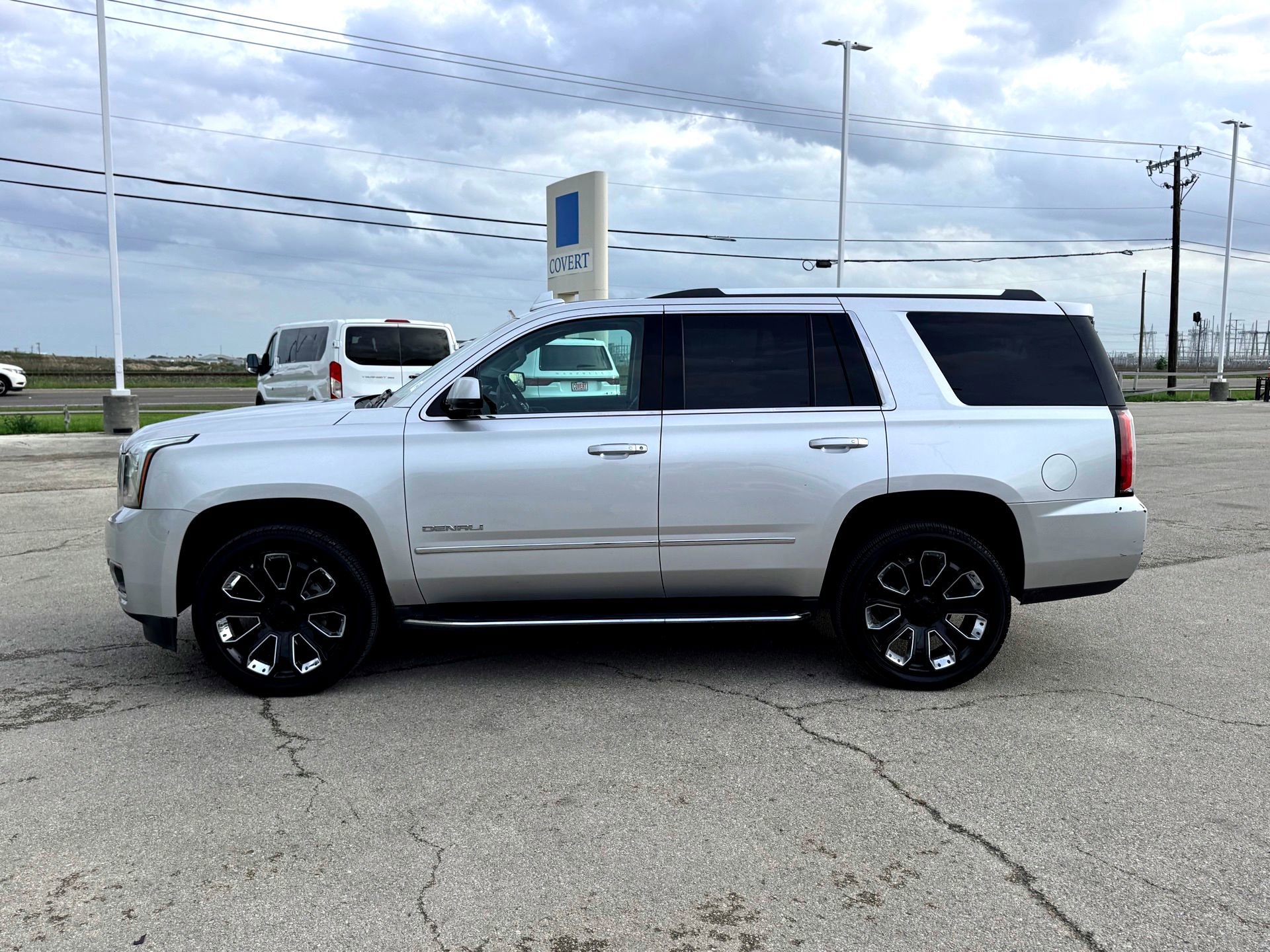 Used 2018 GMC Yukon Denali w/ Open Road Package image 10