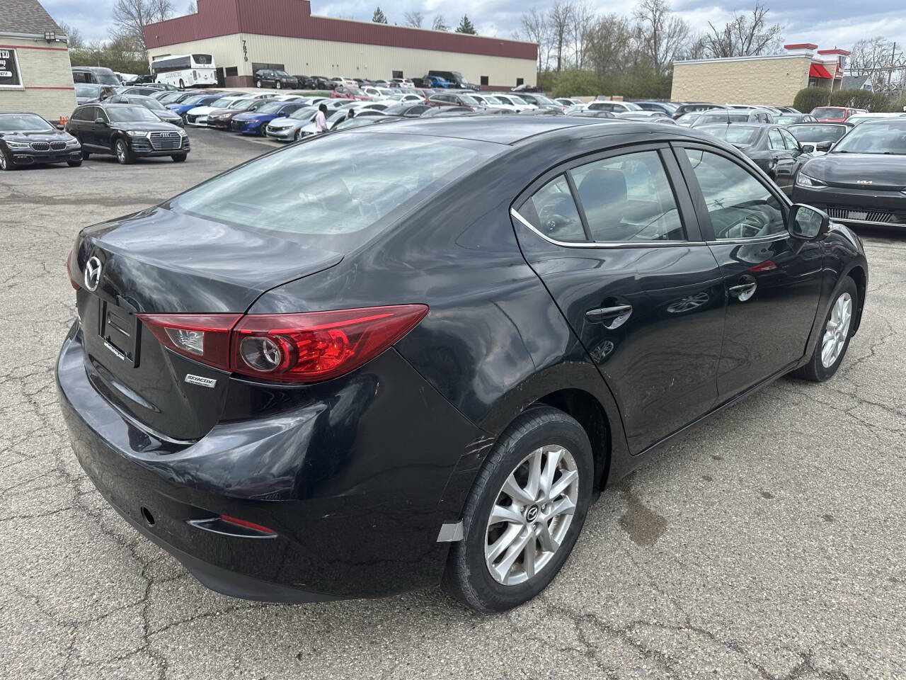 Used 2018 MAZDA MAZDA3 Sport w/ Preferred Equipment Package image 5