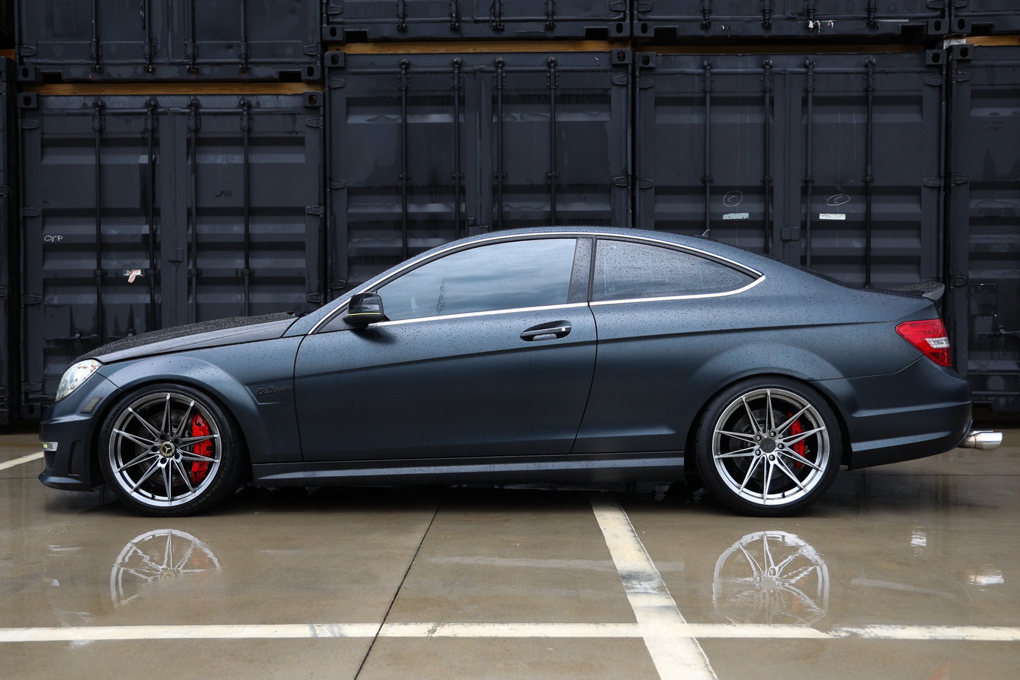 Used 2012 Mercedes-Benz C 63 AMG Coupe image 4