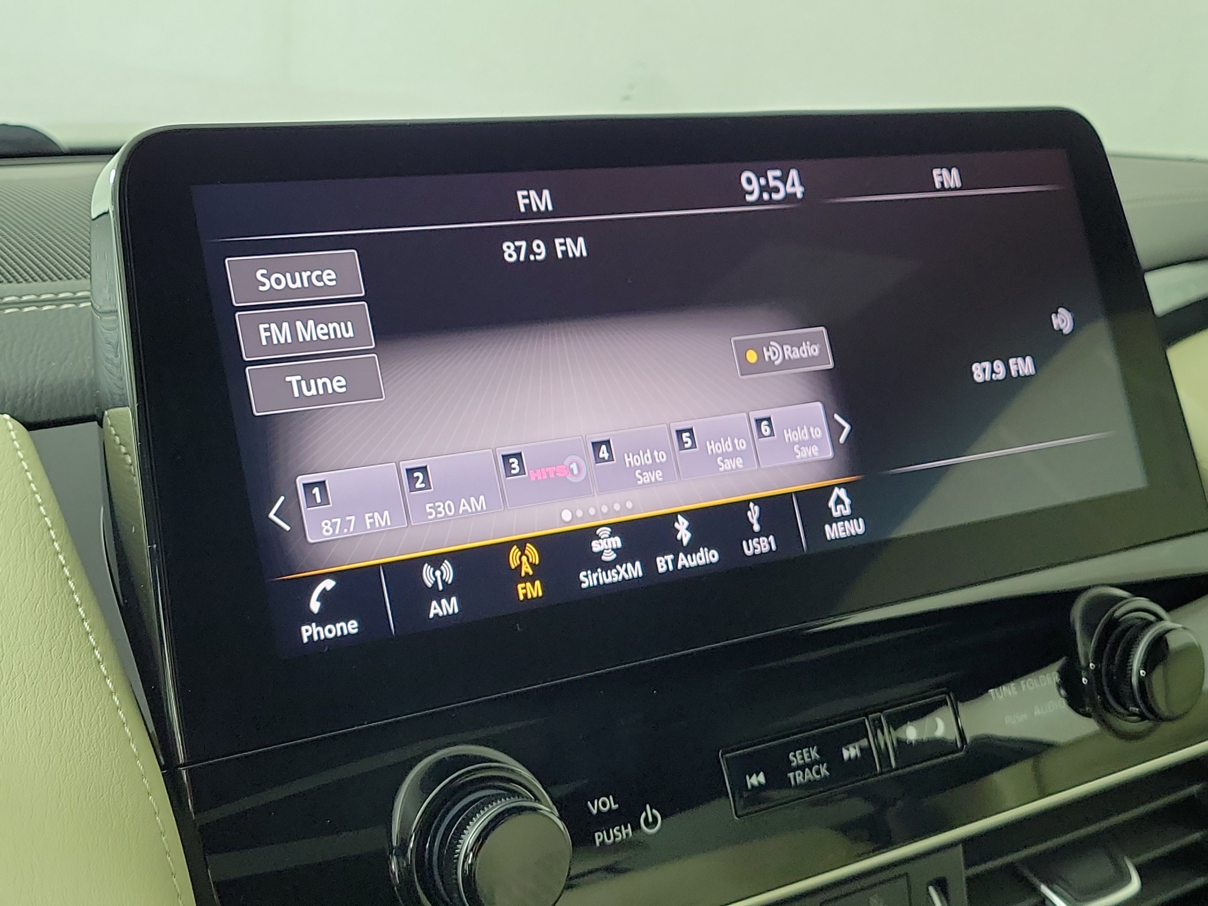 Used 2024 INFINITI QX80 Sensory w/ Cargo Package image 17