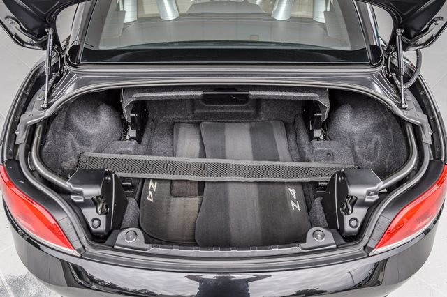 Used 2011 BMW Z4 sDrive35i RWD image 18