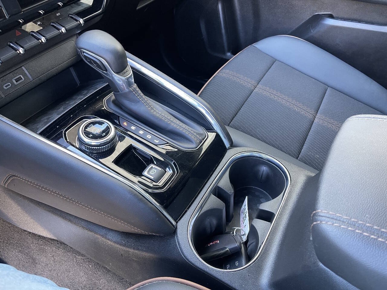 Used 2026 GMC Canyon AT4 AWD/4WD image 18